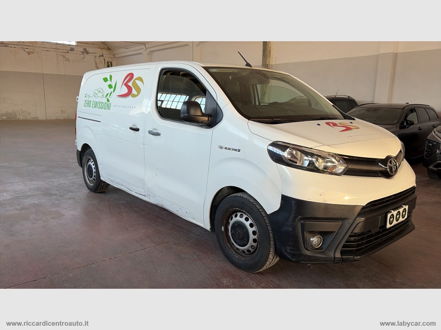 TOYOTA Proa.El.75kWh PL-SL-TN Fu.Lo.4p.10q Comf - IVA ESCLUSA                                                        