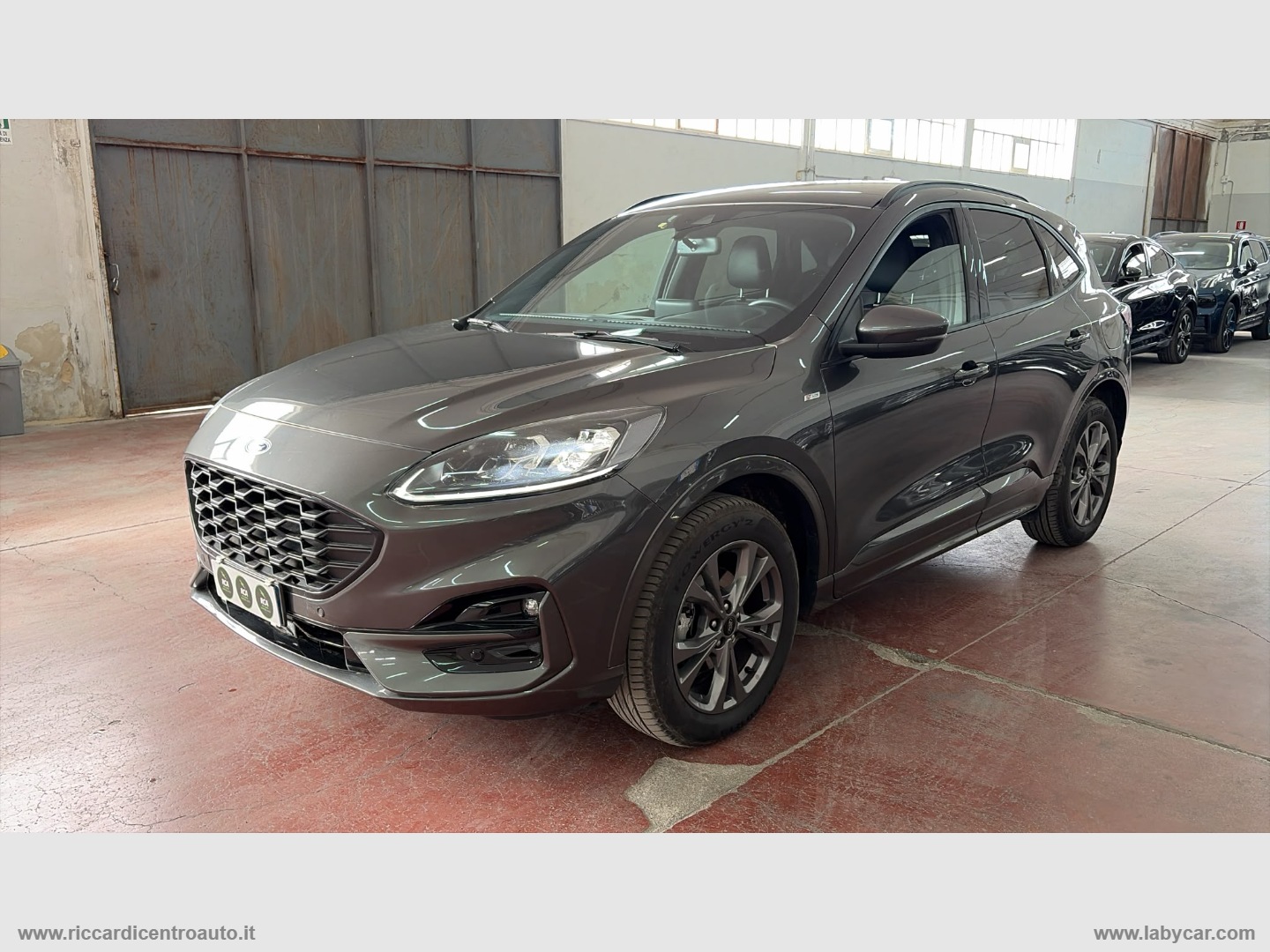 FORD Kuga 2.5 Full Hybrid 190 CVT AWD ST-L. X                                                        