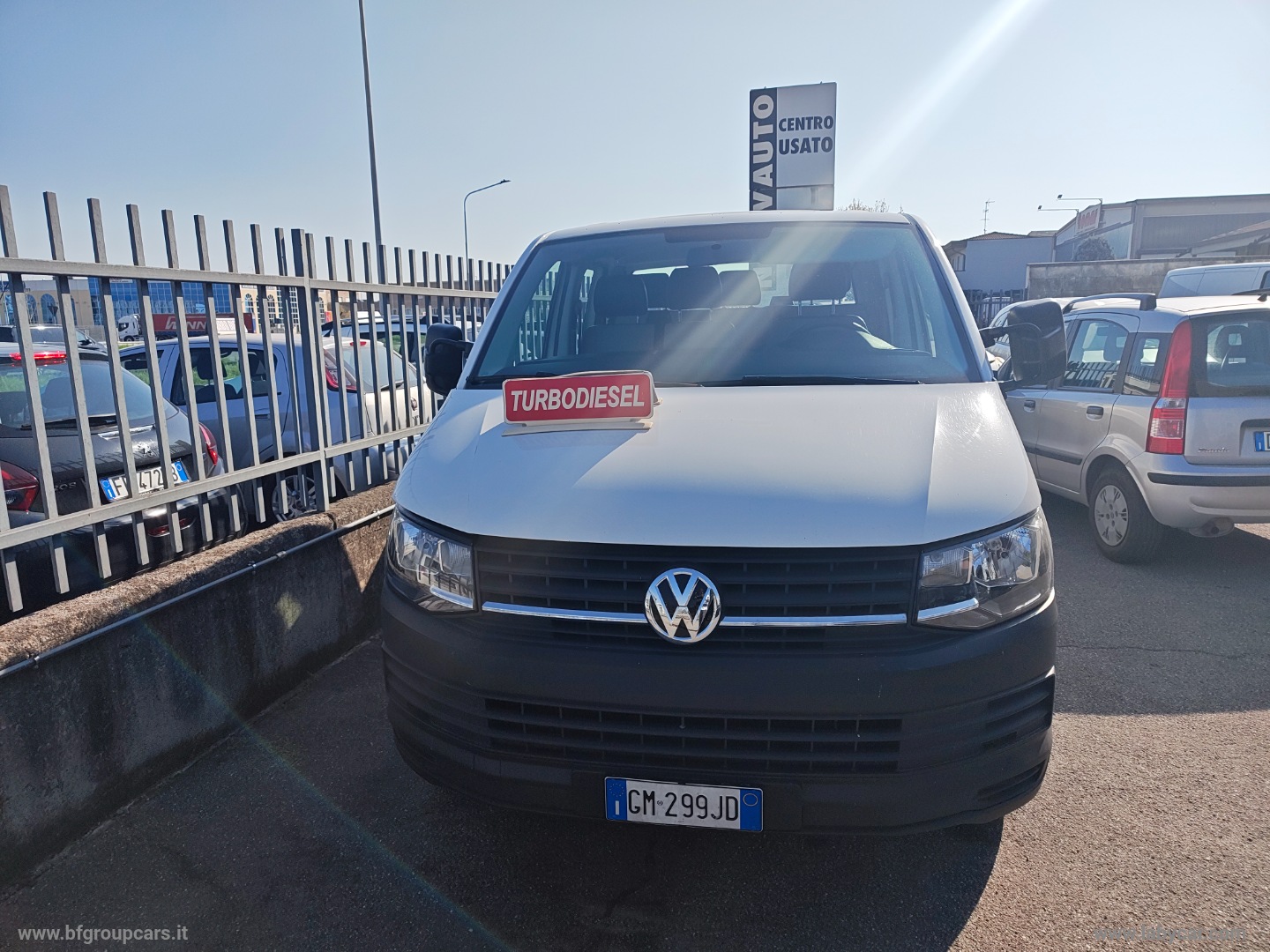 VOLKSWAGEN 