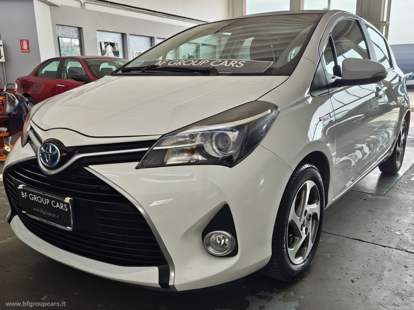 TOYOTA Yaris