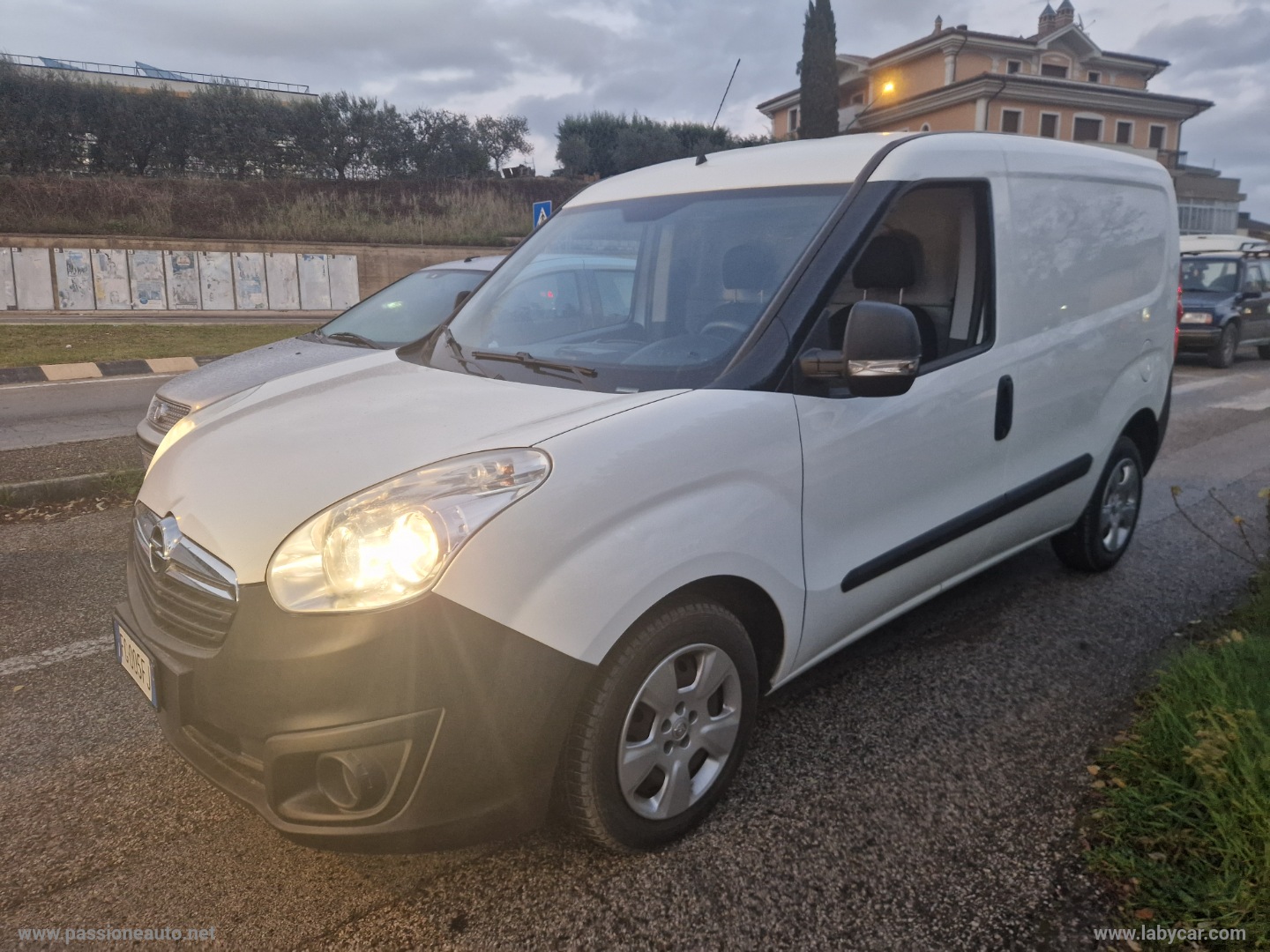 Combo 1.6 CDTI 105 PC-TN Van 750kg E6                                                        