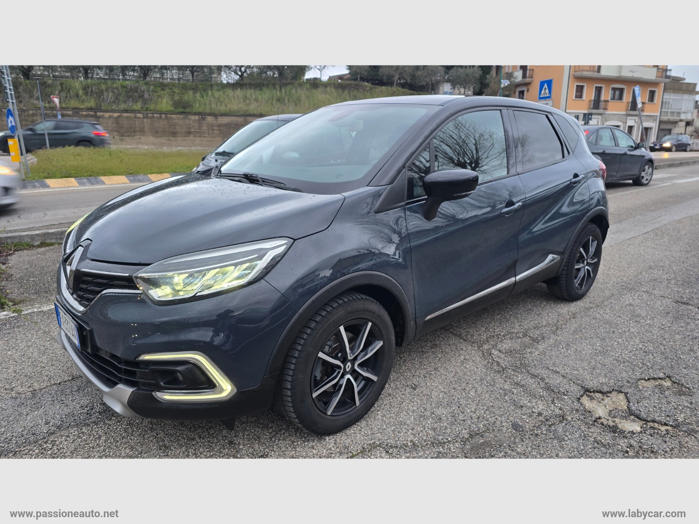RENAULT Captur