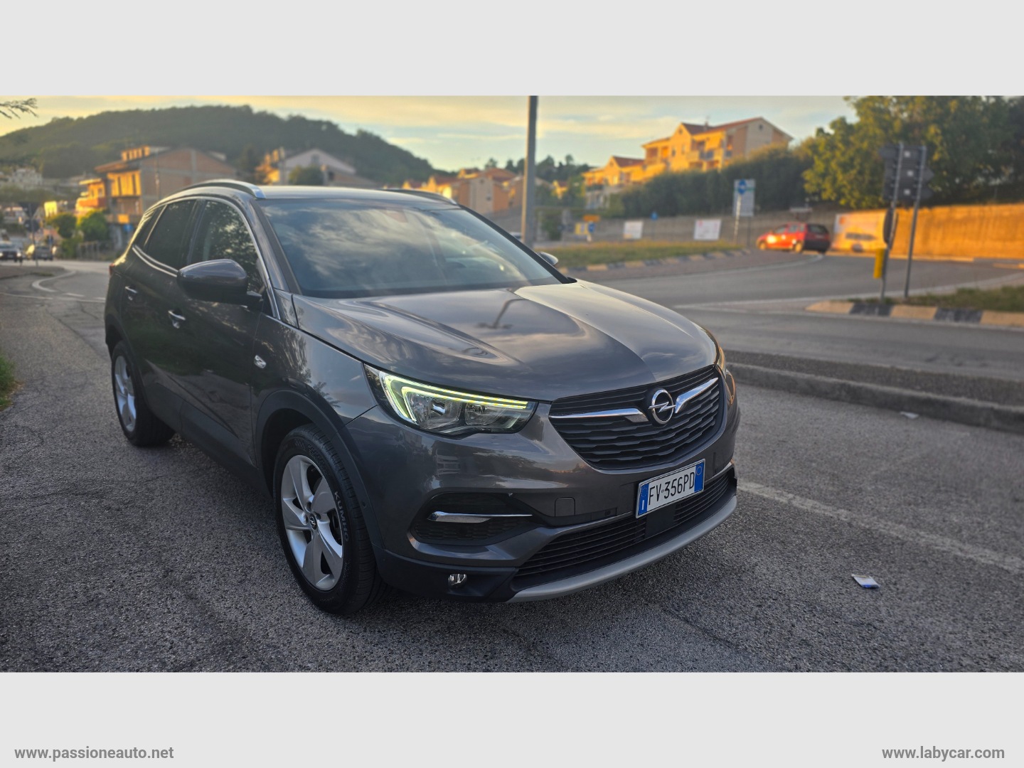 OPEL Grandland X 1.5 D Ecotec S&S aut. Bus.                                                        