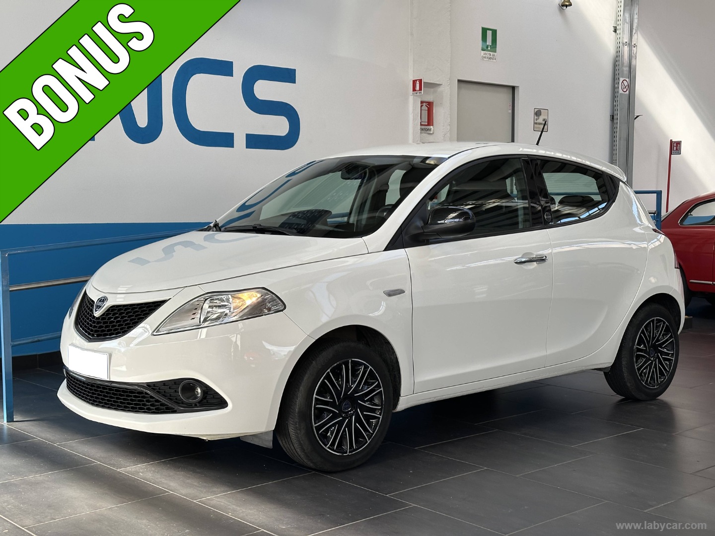 Ypsilon 1.0 FireFly 5p.S&S Hyb. Eco Gold                                                        