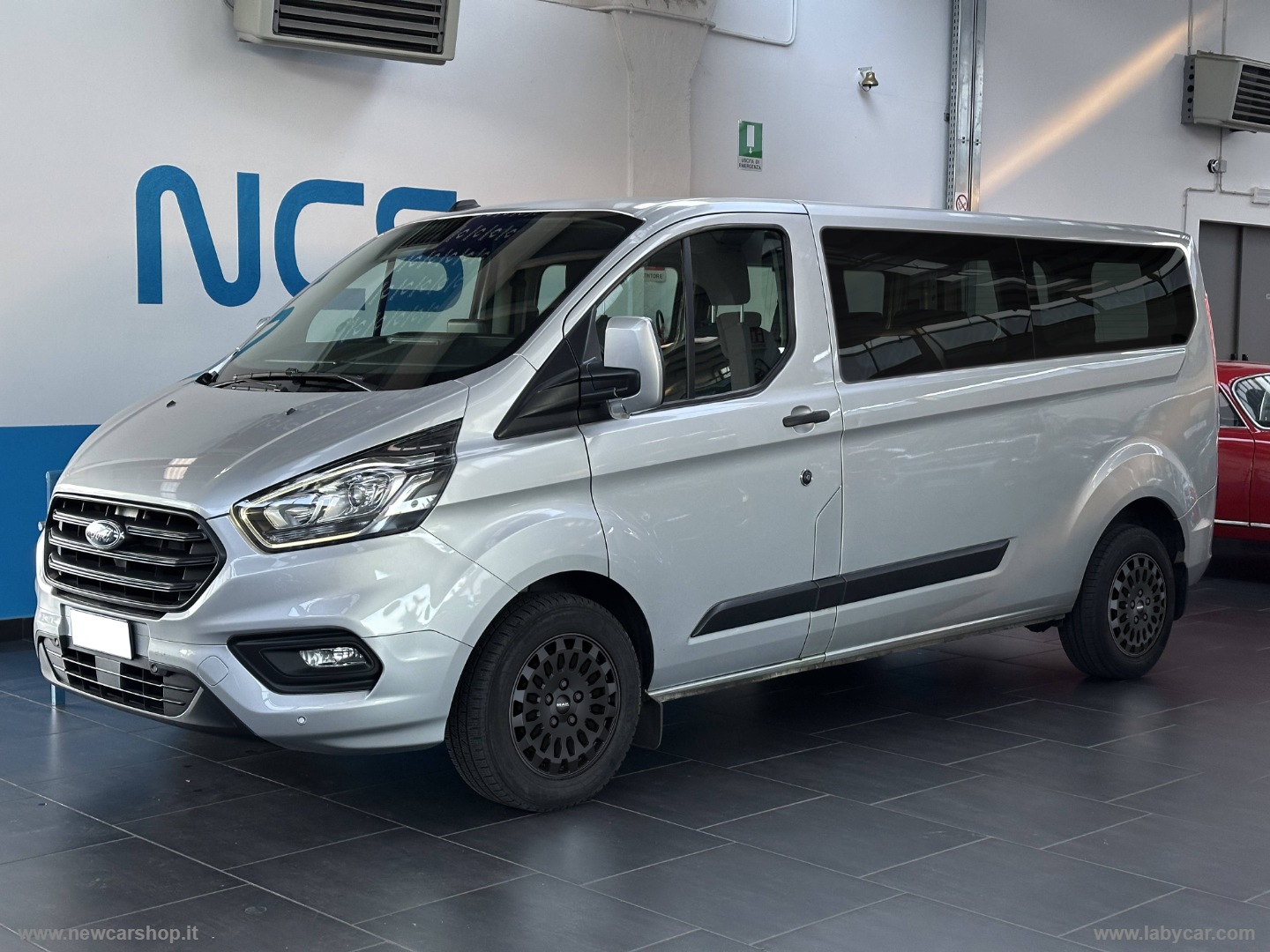 FORD Tran.Cust. 320 2.0 TDCi 130 PL Fur.Trend 8 POSTI