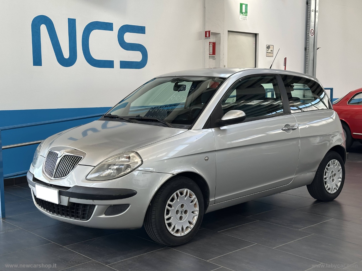 LANCIA Ypsilon 1.2 Argento NEOPATENTATI