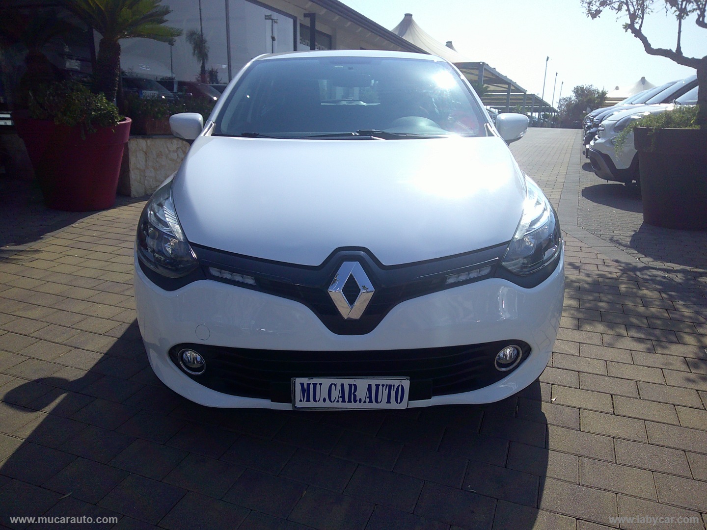 RENAULT Clio