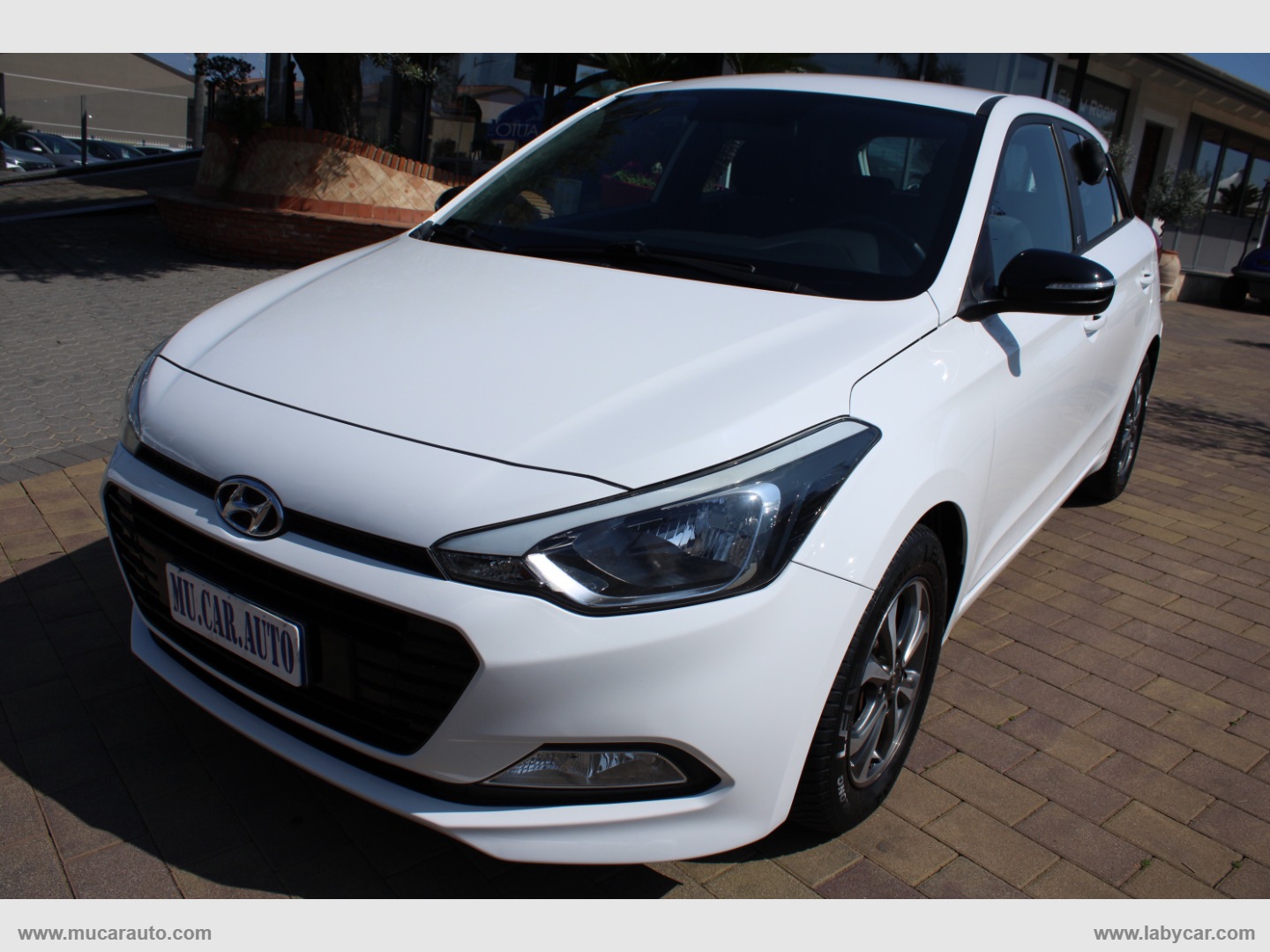 HYUNDAI&nbsp;i20