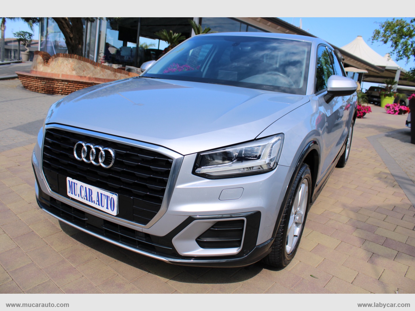 AUDI Q2