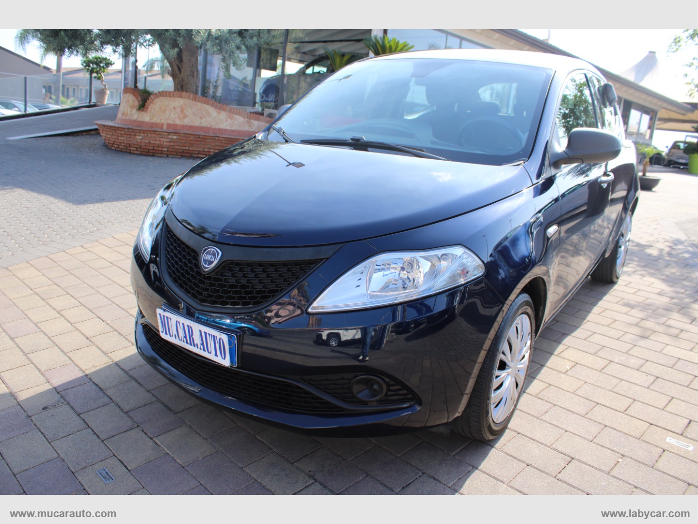 LANCIA Ypsilon