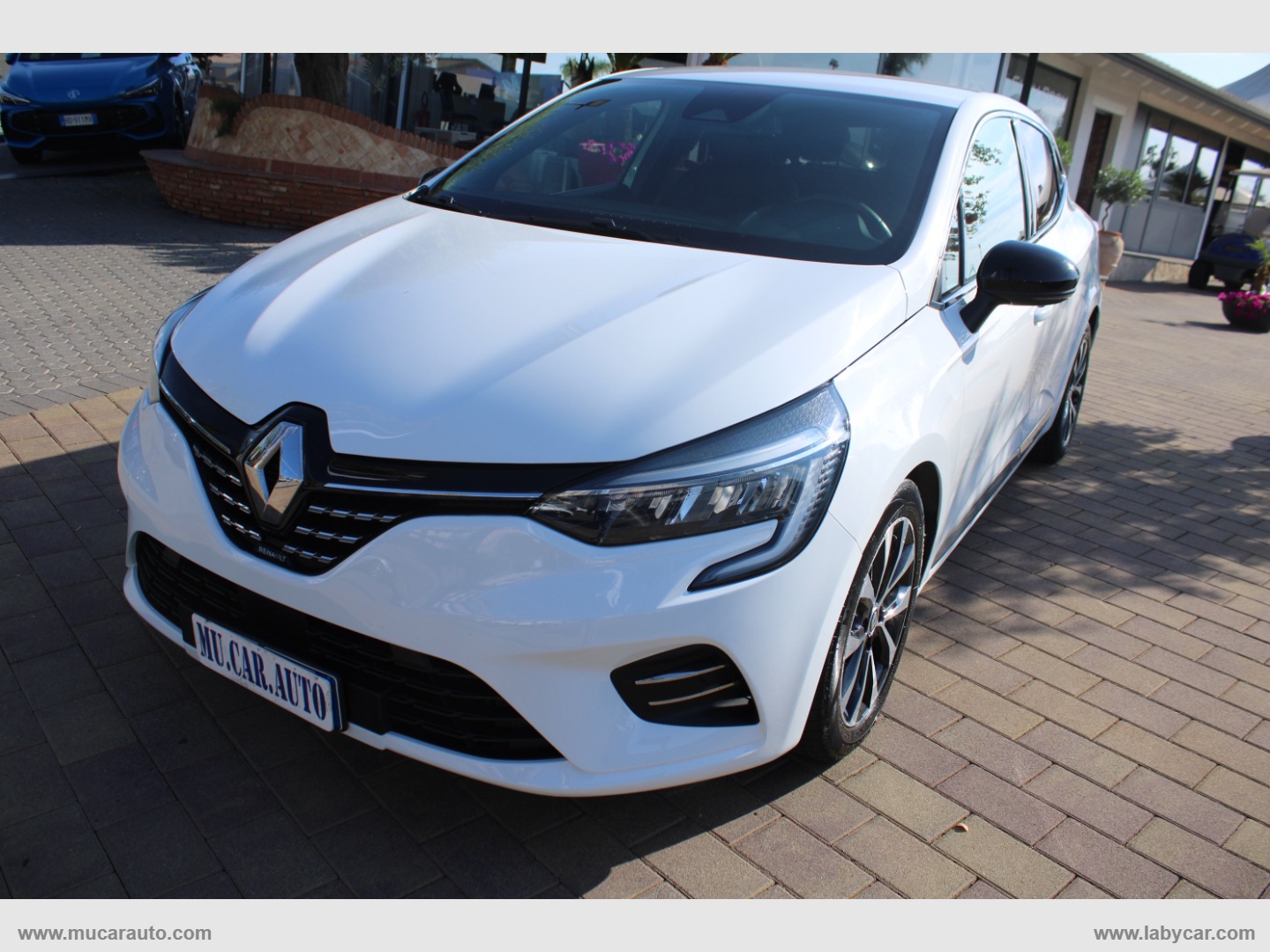 RENAULT Clio