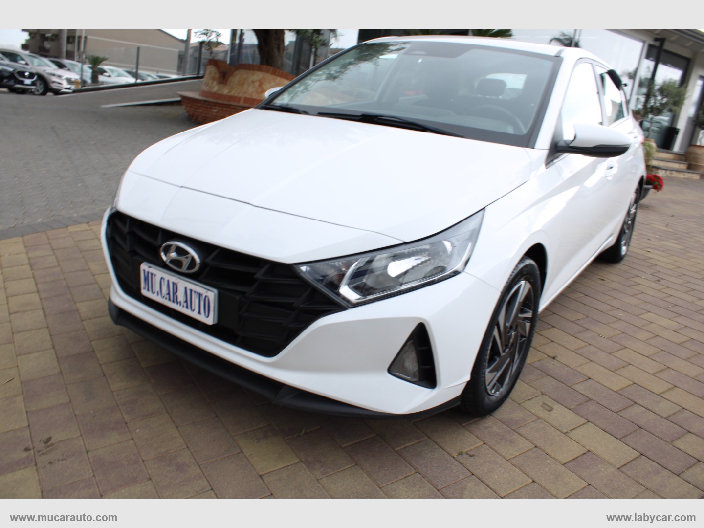 HYUNDAI&nbsp;i20