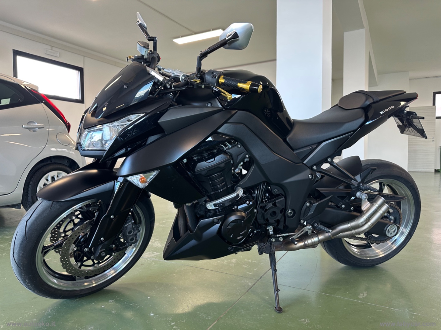 Z1000                                                        