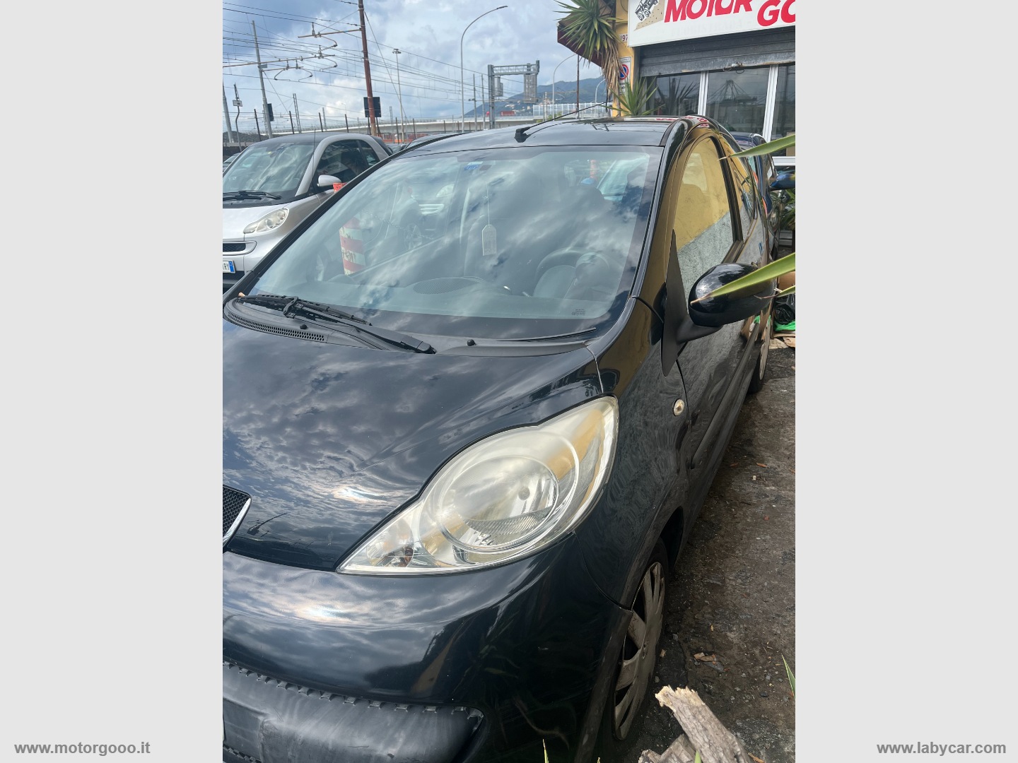 PEUGEOT 107
