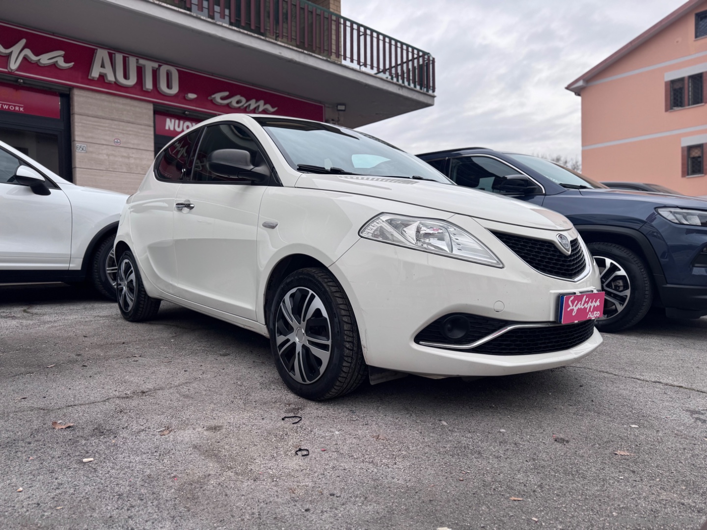 LANCIA Ypsilon