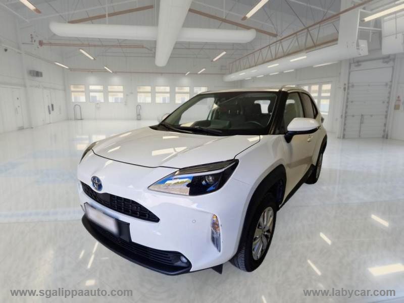 TOYOTA Yaris Cross 1.5 Hybrid 5p. E-CVT Busin.                                                        
