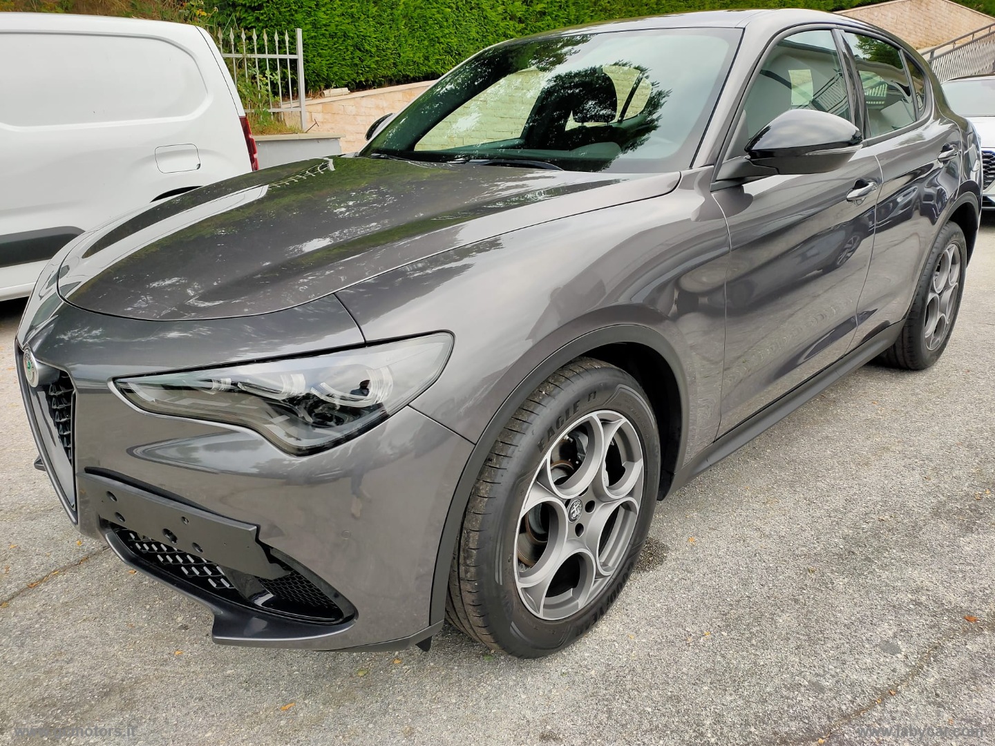 Alfa Romeo Stelvio Stelvio 2.2 T.d. 160CV AT8 RWD Sprint - Immagine 1