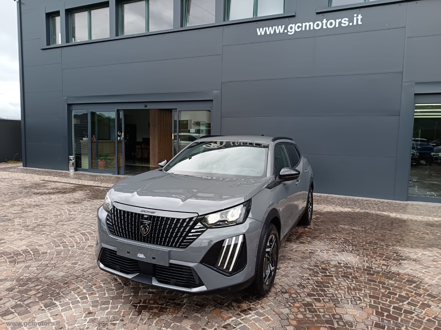 Peugeot 2008 2008 PureTech 130 S&S EAT8 Allure