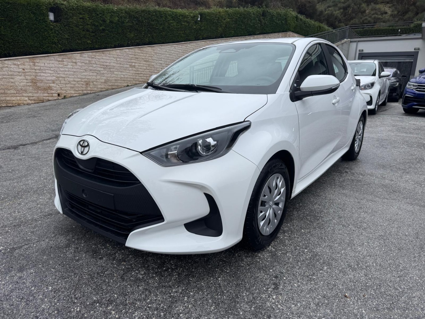 TOYOTA Yaris