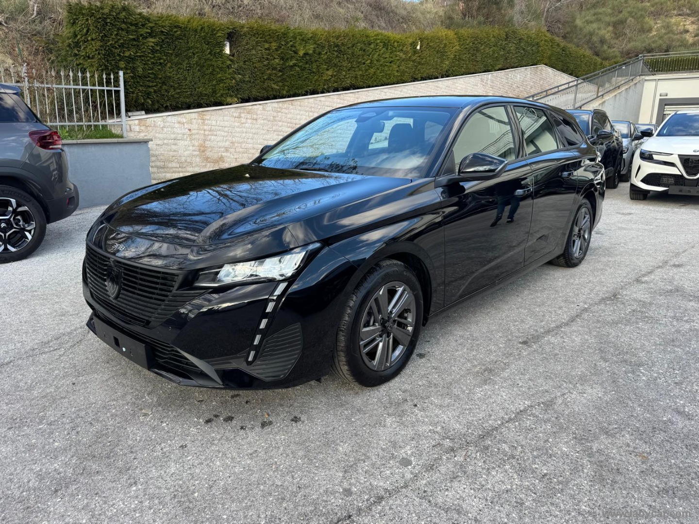 308 PureTech Turbo 130 S&S SW Act. Pack                                                        