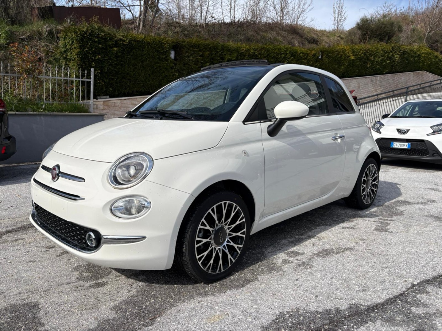 500 C 1.0 Hybrid Dolcevita                                                        