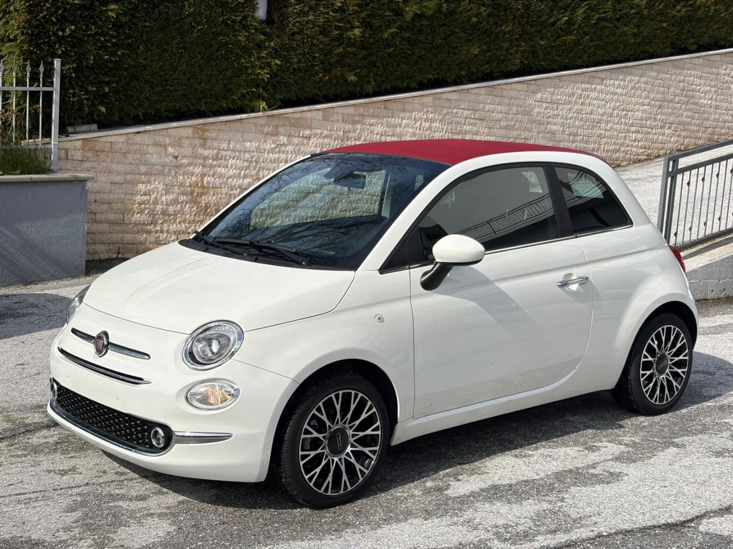 500 C 1.0 Hybrid Dolcevita                                                        