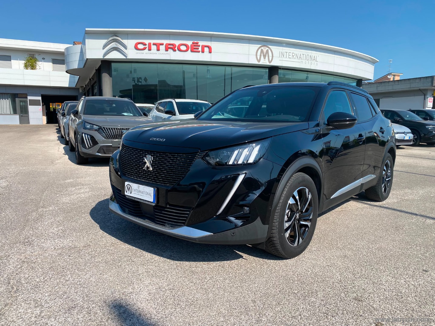 Peugeot 2008 E-2008 ELECTRIC 136 CV GT - Immagine 1