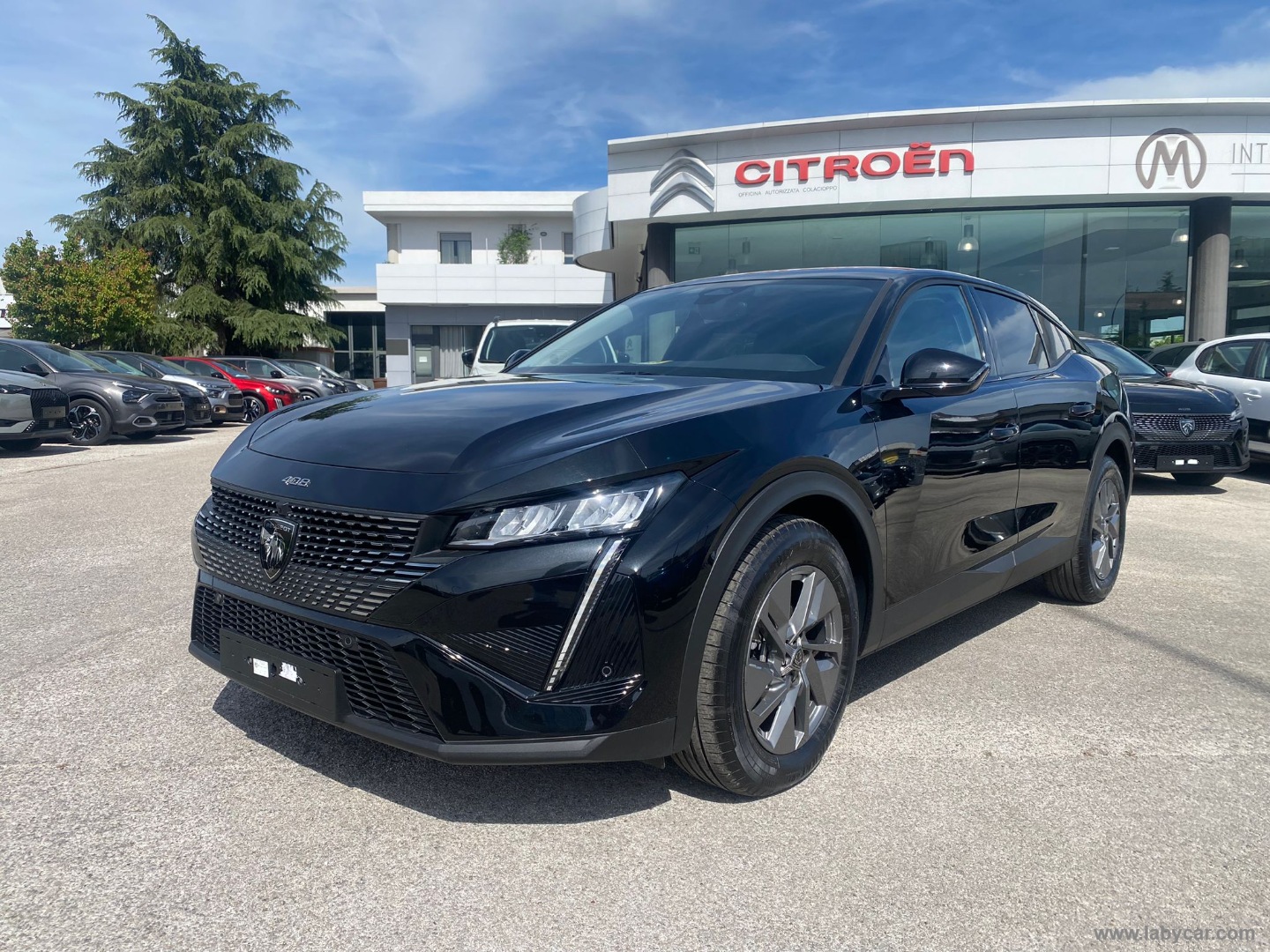 PEUGEOT 408