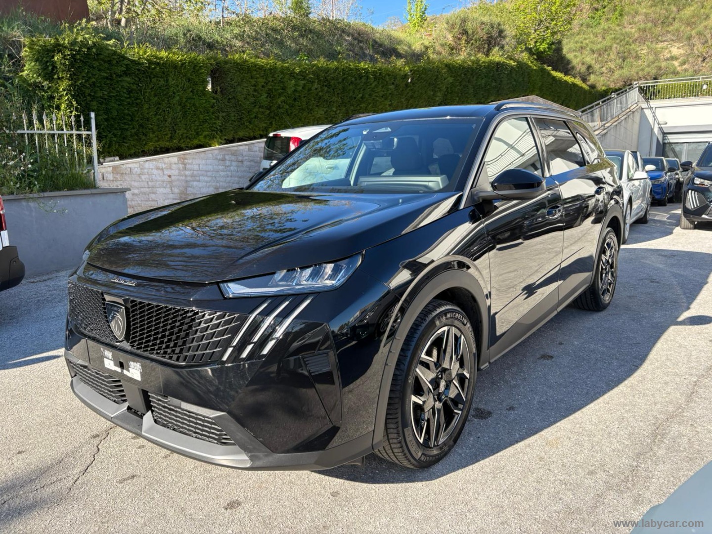 PEUGEOT 5008