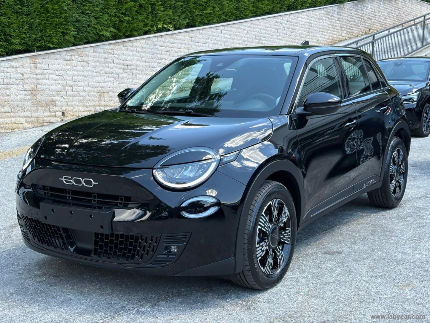 600 Hybrid 145 CV DCT MHEV Icon                                                        