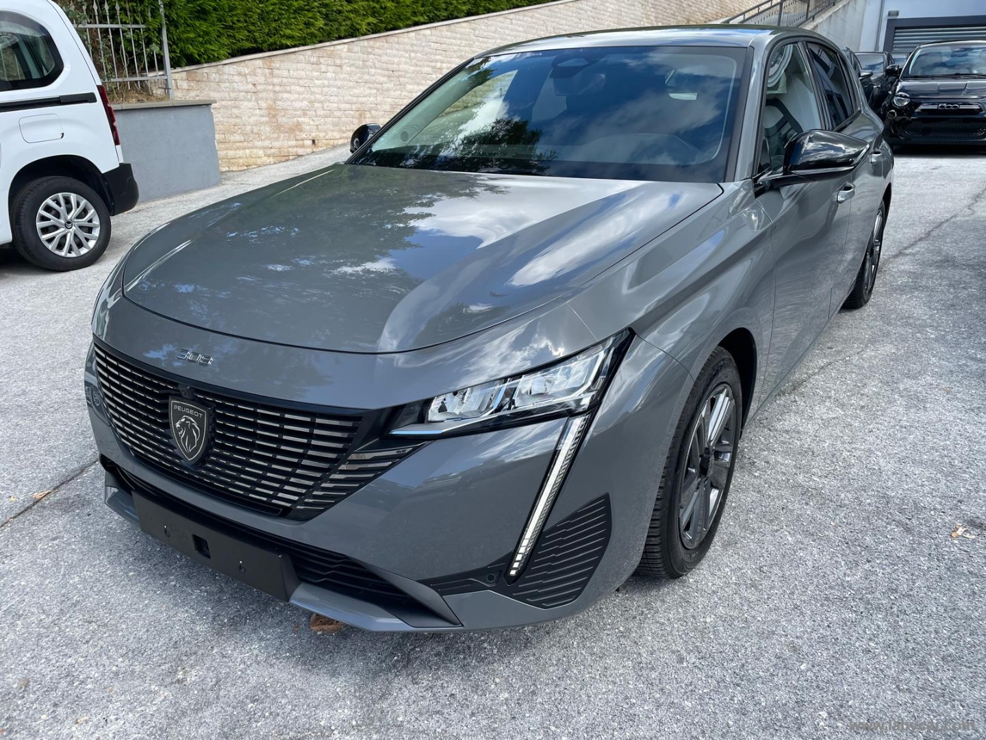 Peugeot 308 PureTech Turbo 130 S&S Allure - Immagine 1