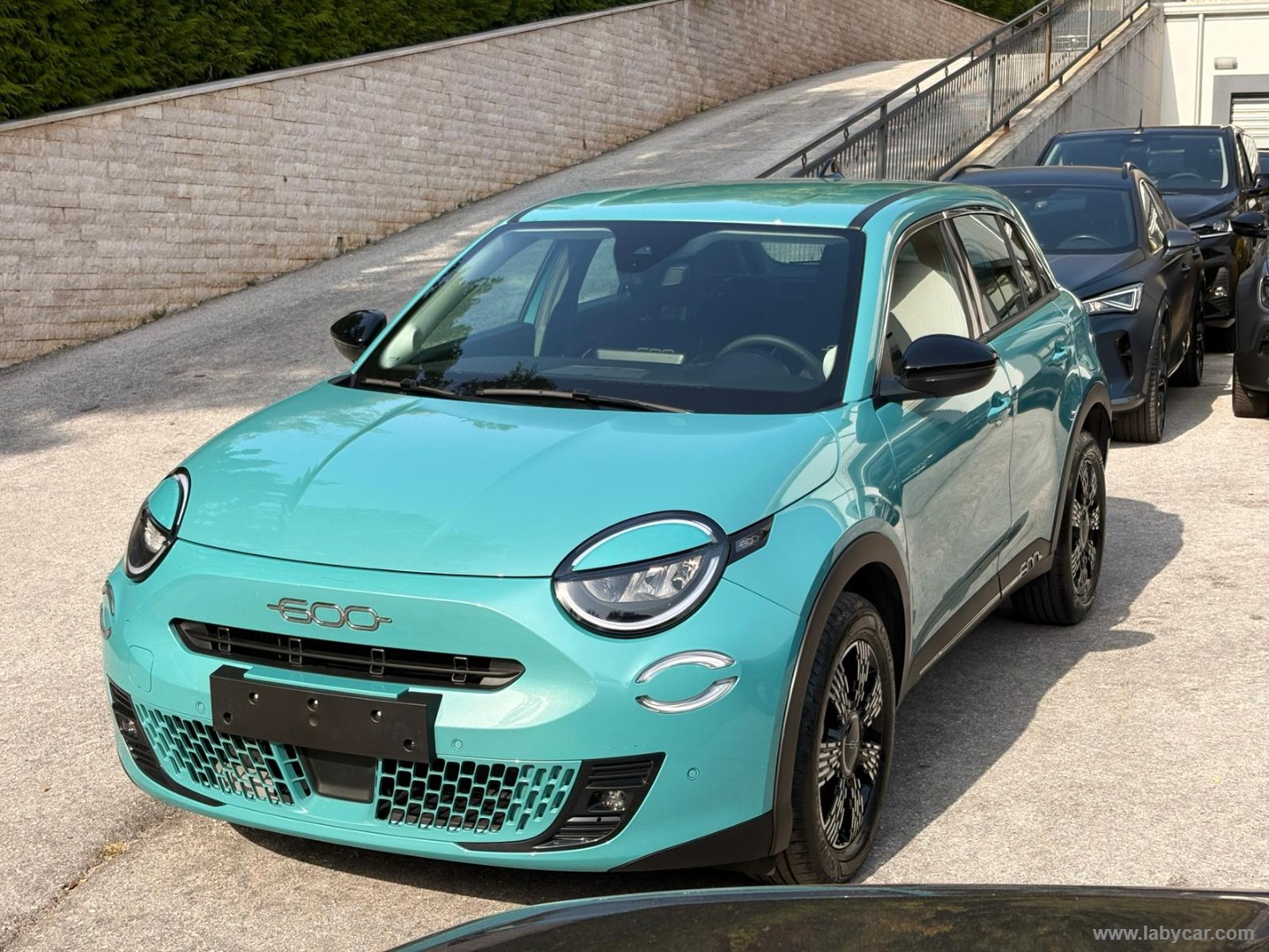 Fiat 600 Hybrid 145 CV DCT MHEV Icon - Immagine 1