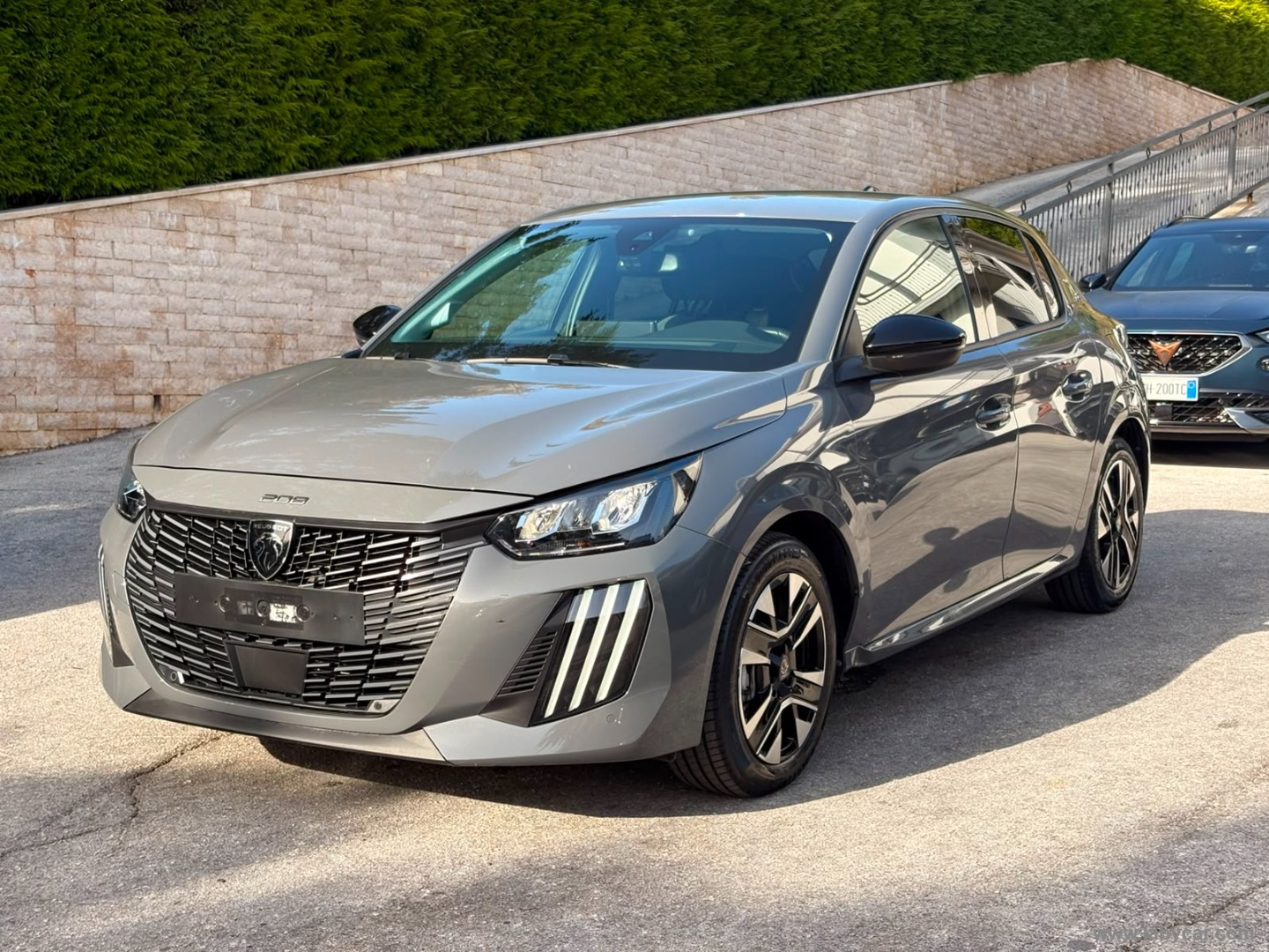 Peugeot 208 Hybrid 110 e-DCS6 Allure