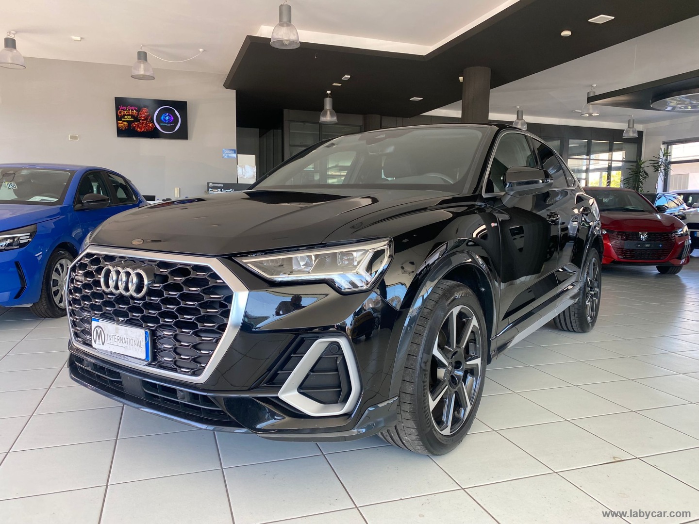 AUDI Q3