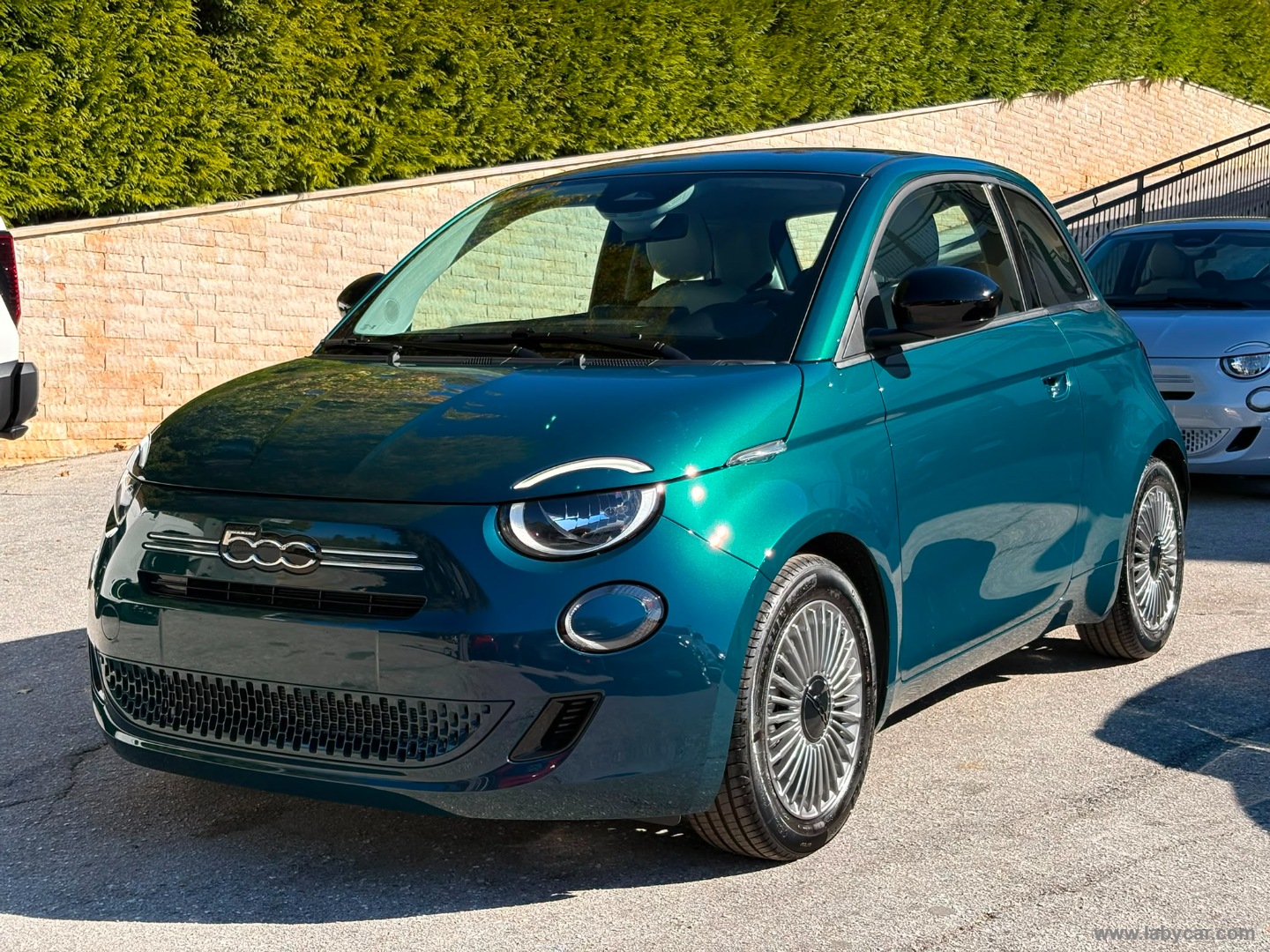 Fiat 500 Berlina Hybrid Icon - Immagine 1