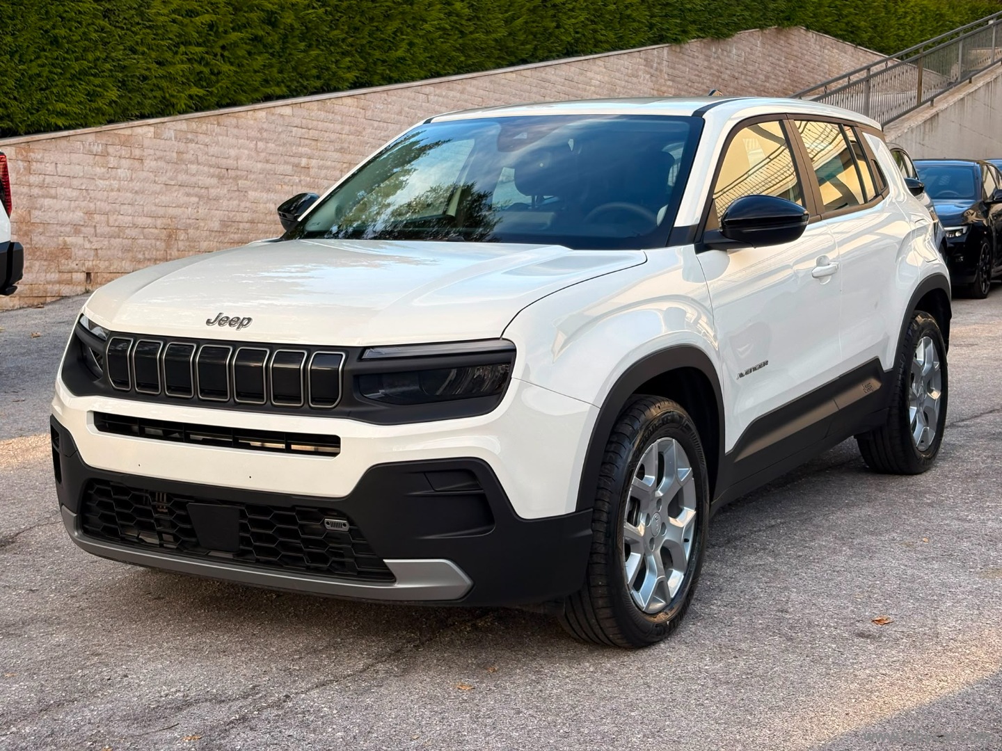 Jeep Avenger 1.2 Turbo Altitude - Immagine 1