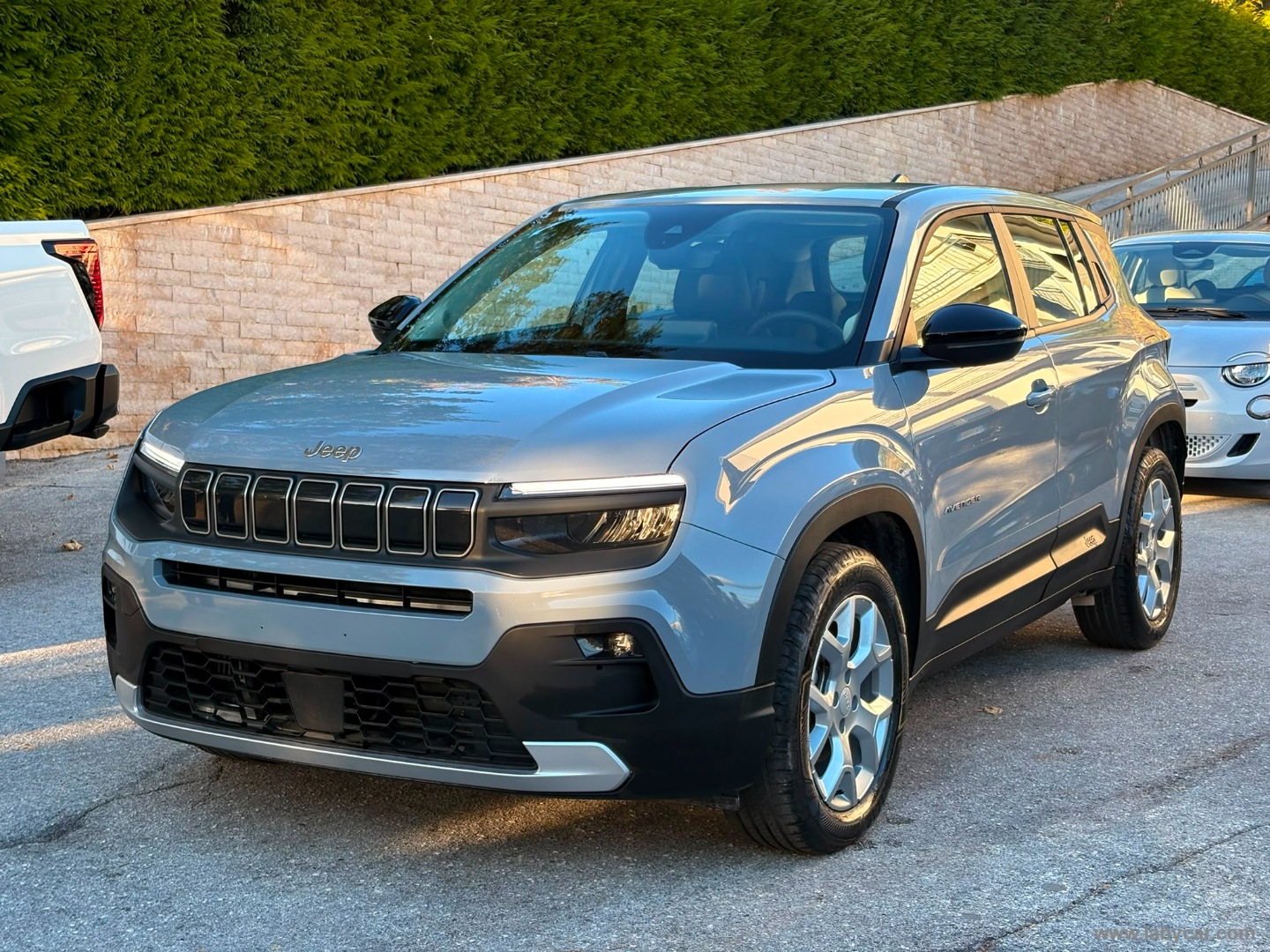 Jeep Avenger 1.2 Turbo Altitude - Immagine 1