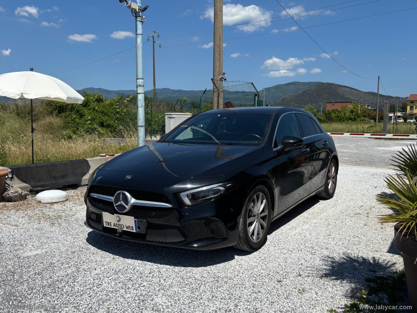 MERCEDES-BENZ