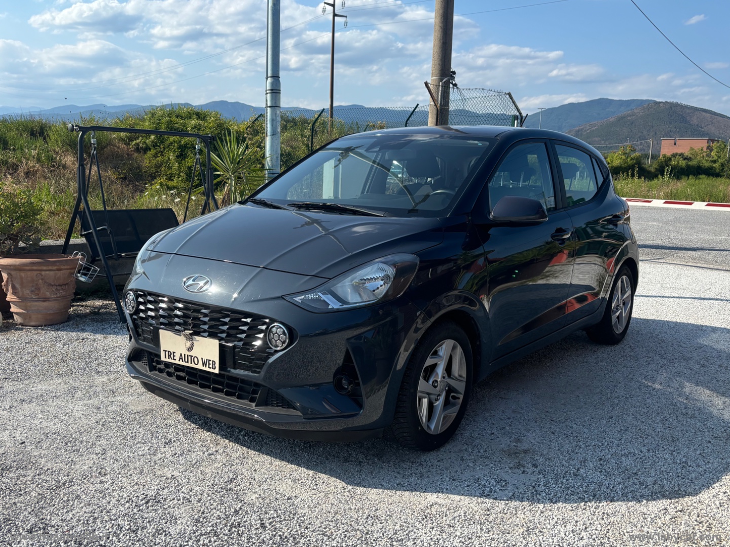 HYUNDAI