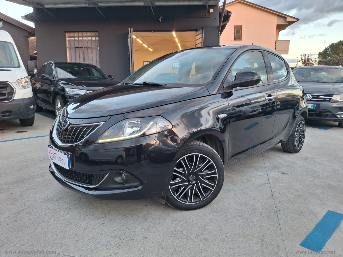 LANCIA Ypsilon