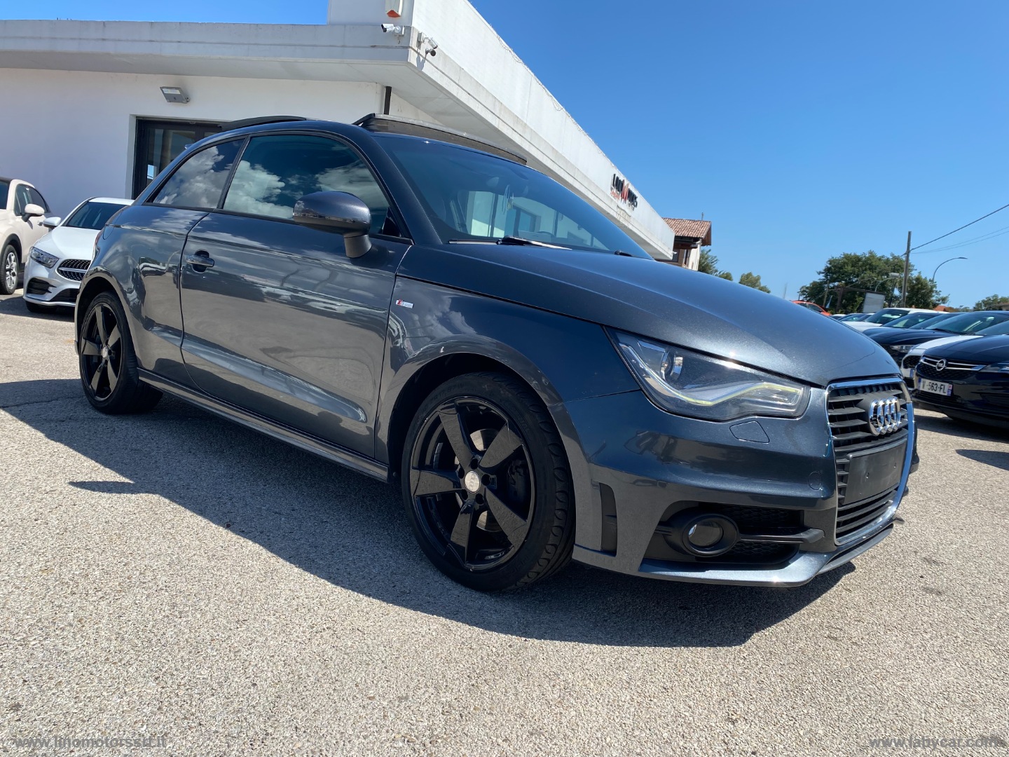A1 1.6 TDI 105 CV Ambition                                                        