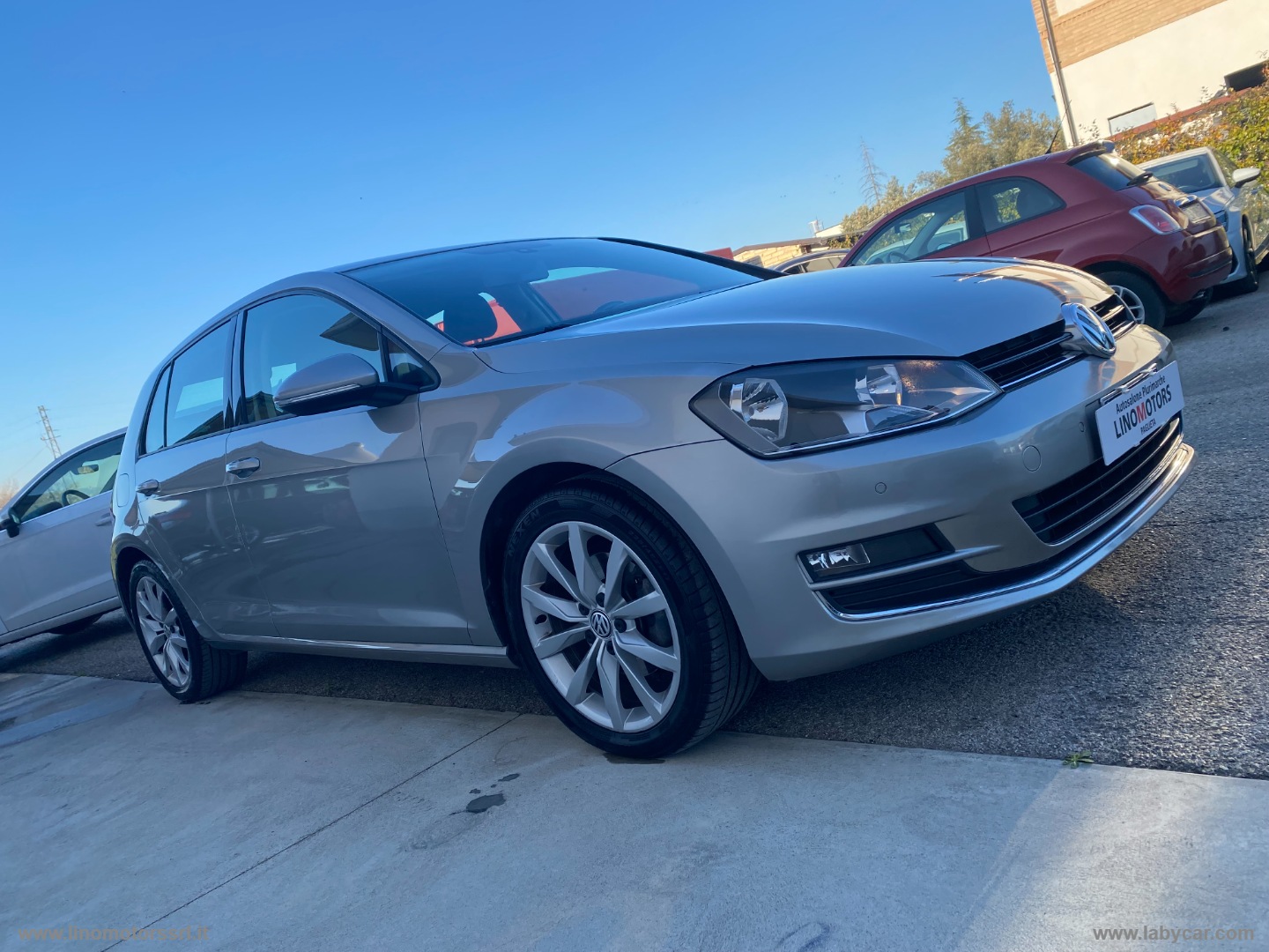VOLKSWAGEN Golf