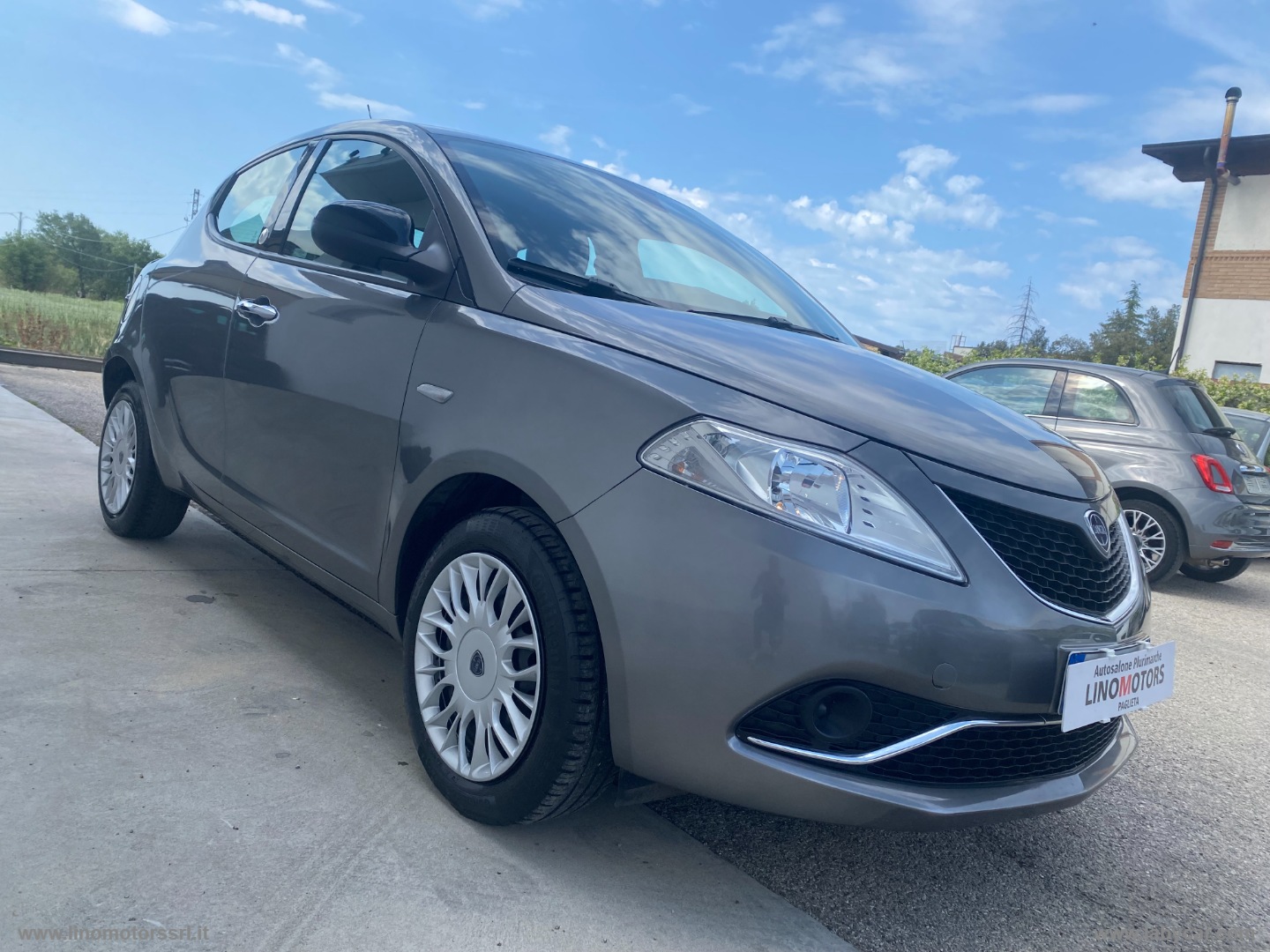 LANCIA Ypsilon
