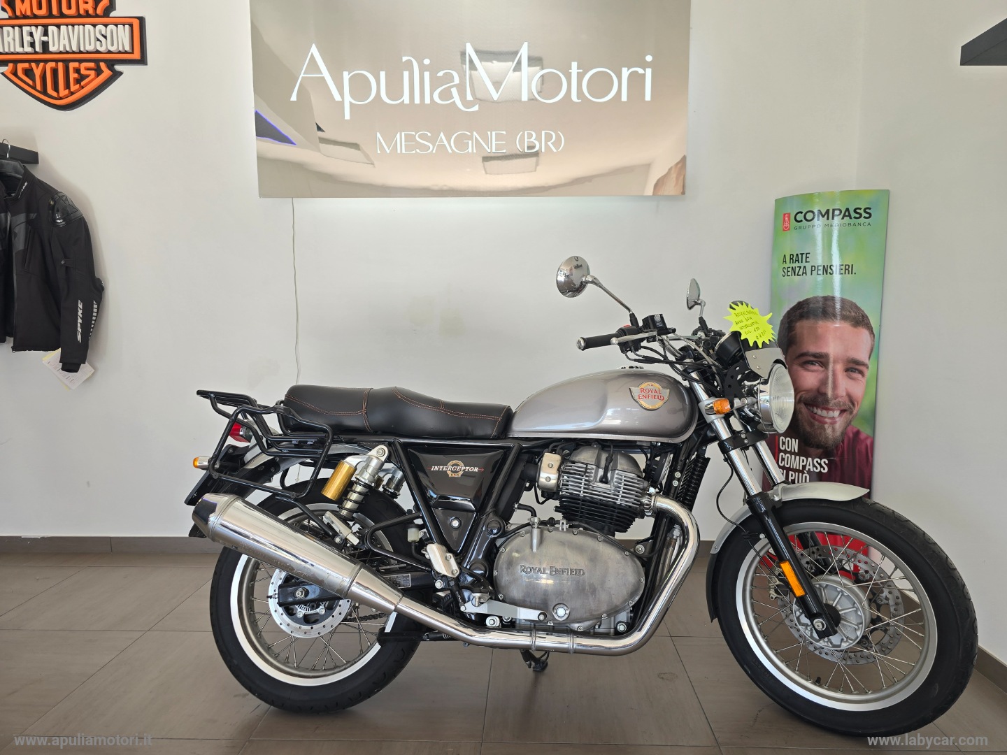 ROYAL ENFIELD Interceptor