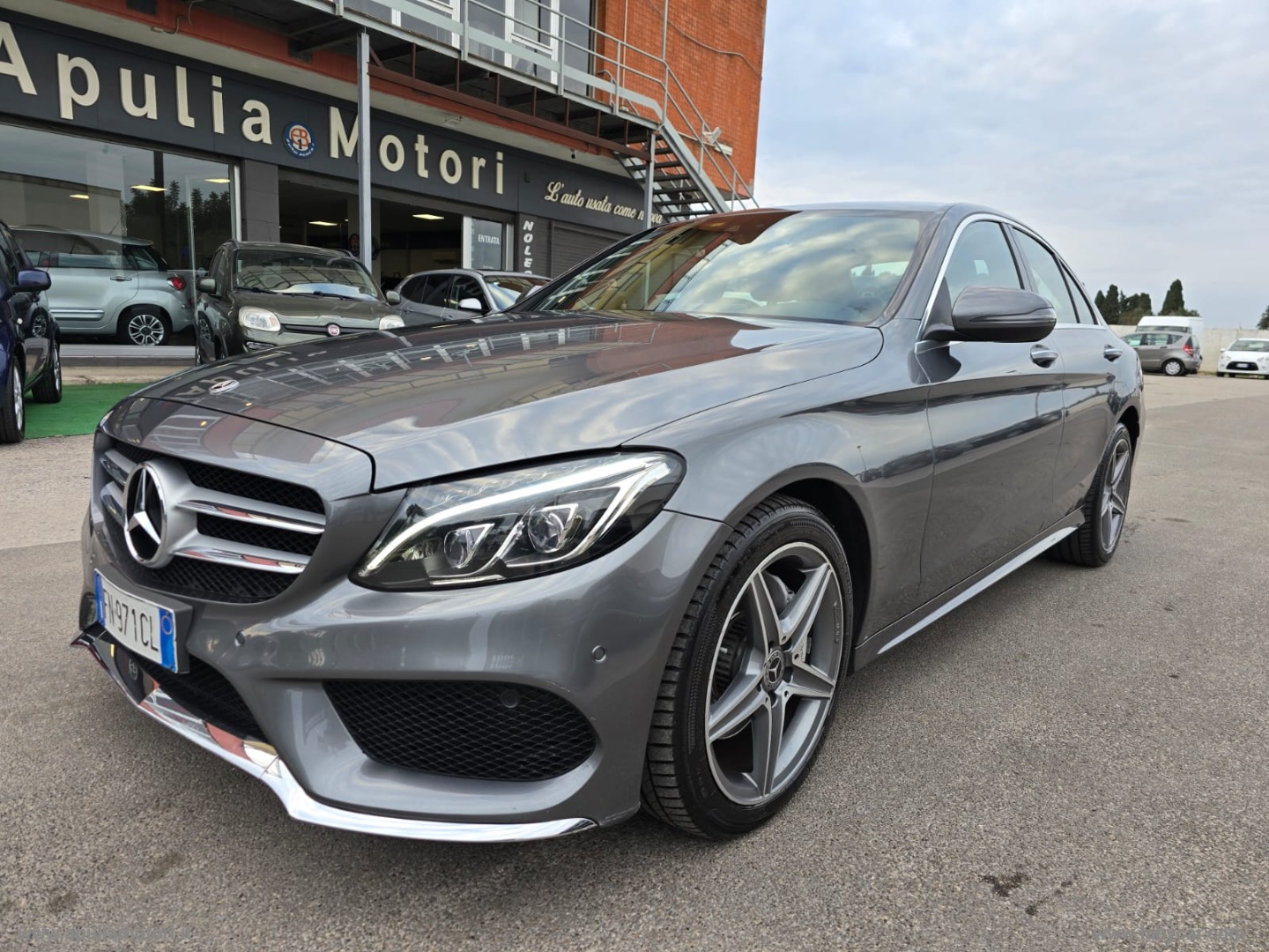 C 220 d 4Matic Auto Premium                                                        