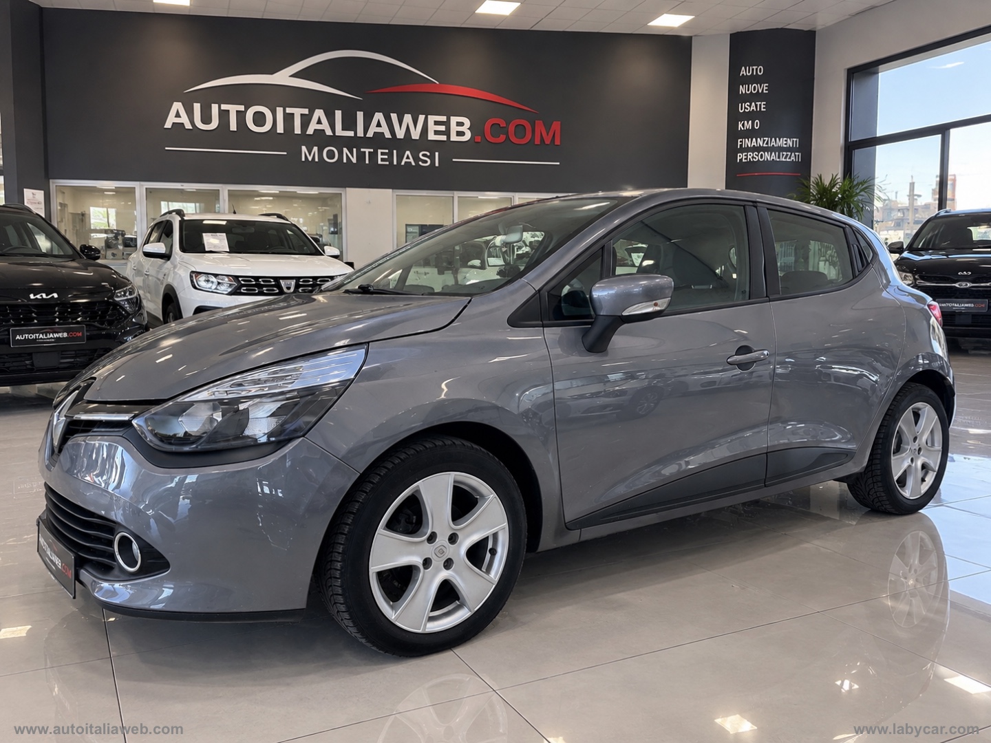 RENAULT Clio
