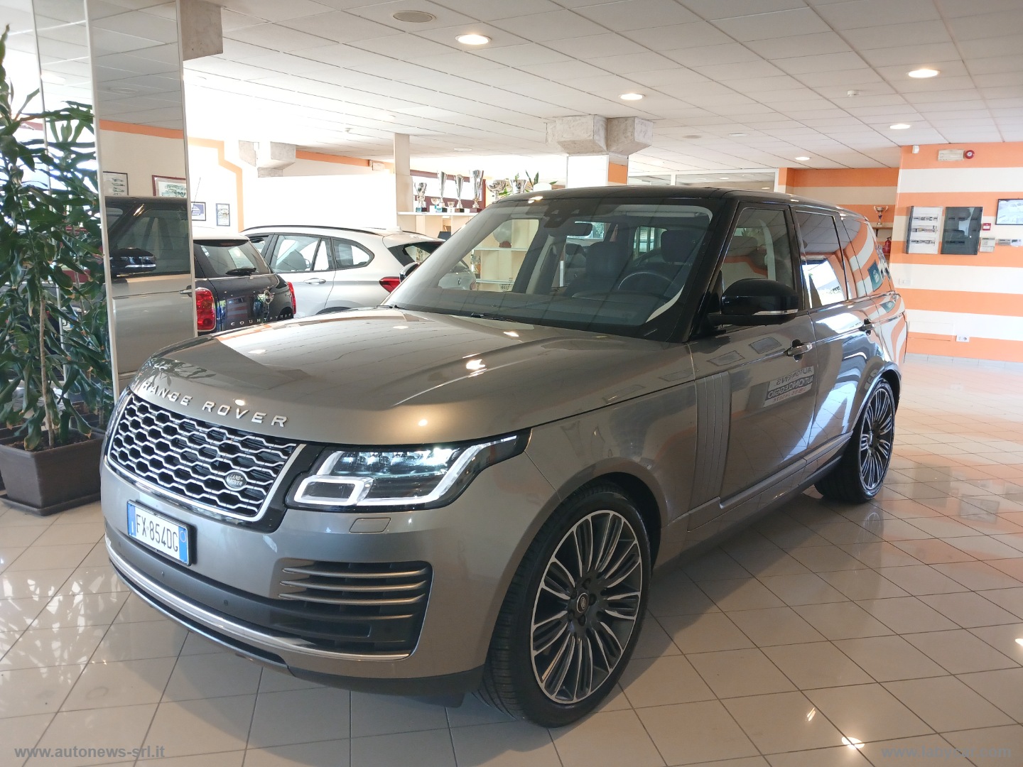 Range Rover 4.4 SDV8 FULL OPTIONAL FULL OPTIONAL TAGLIANDO APPENA ESEGUITO                