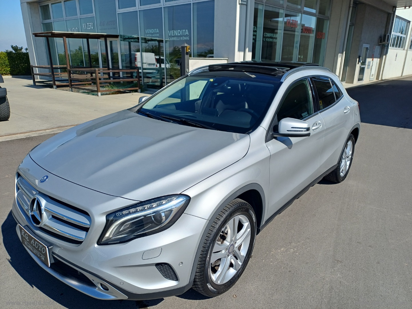 MERCEDES-BENZ Classe GLA