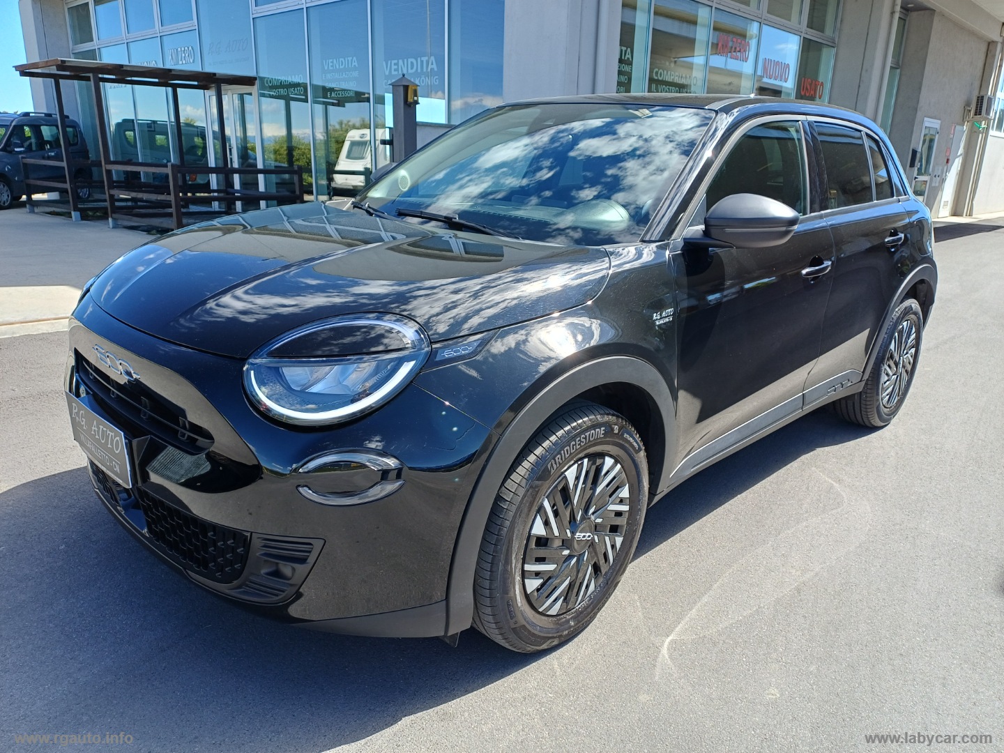 600 Hybrid MHEV                                                        