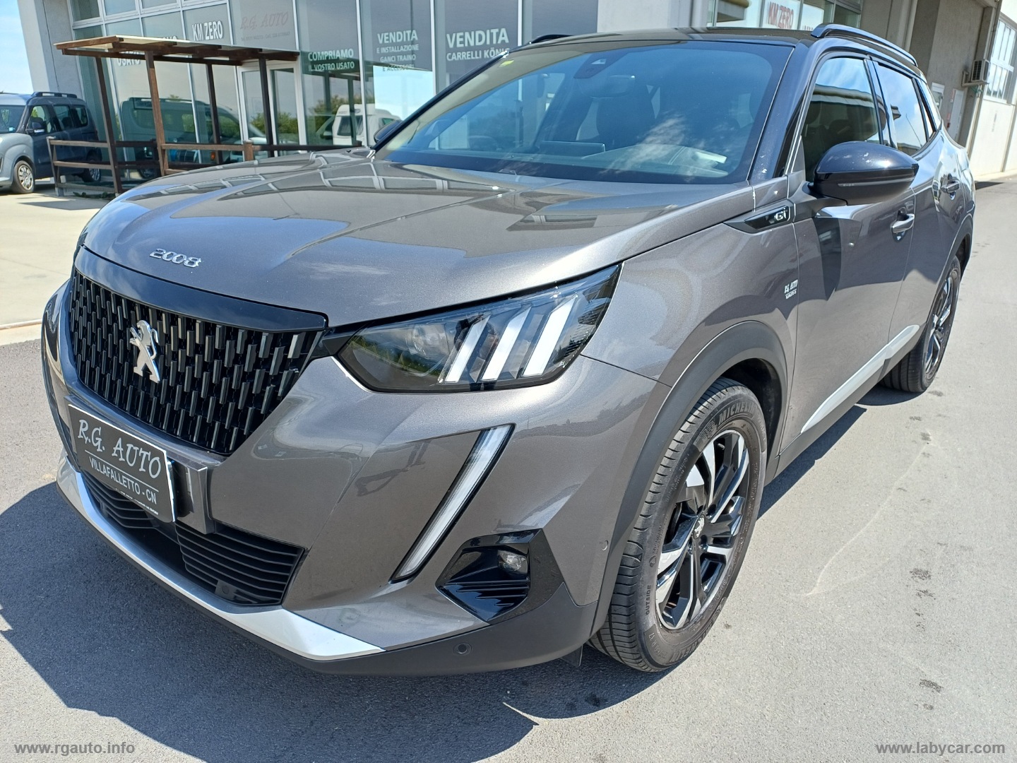 PEUGEOT 2008